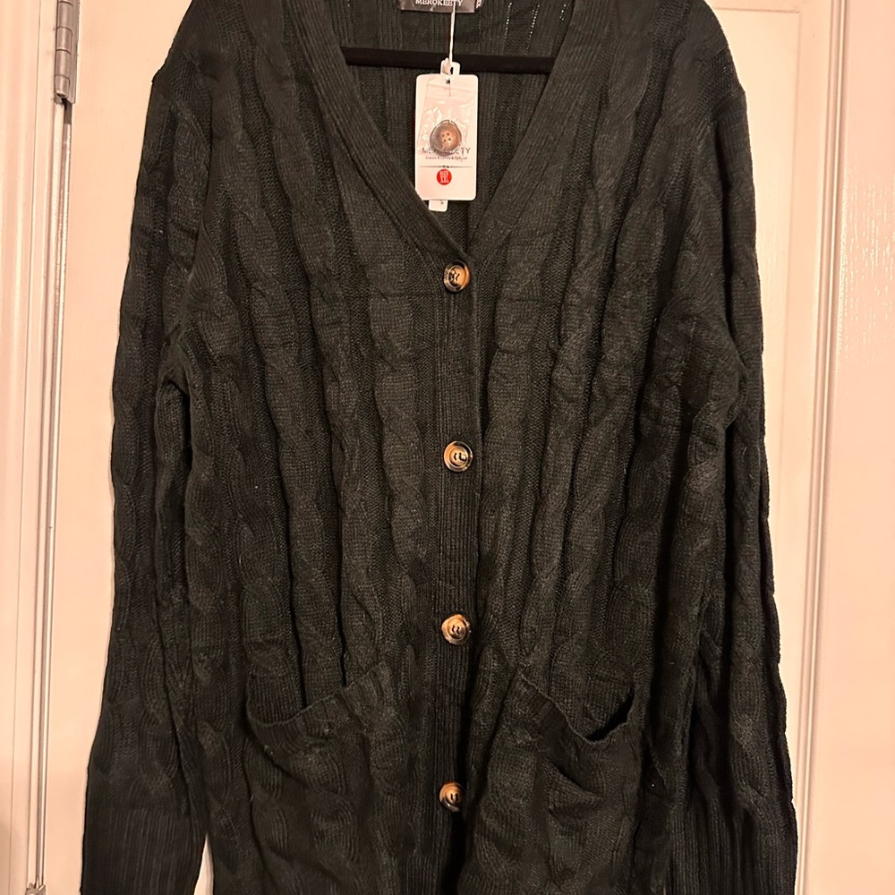 Women's Black Cable Knit Sweater
